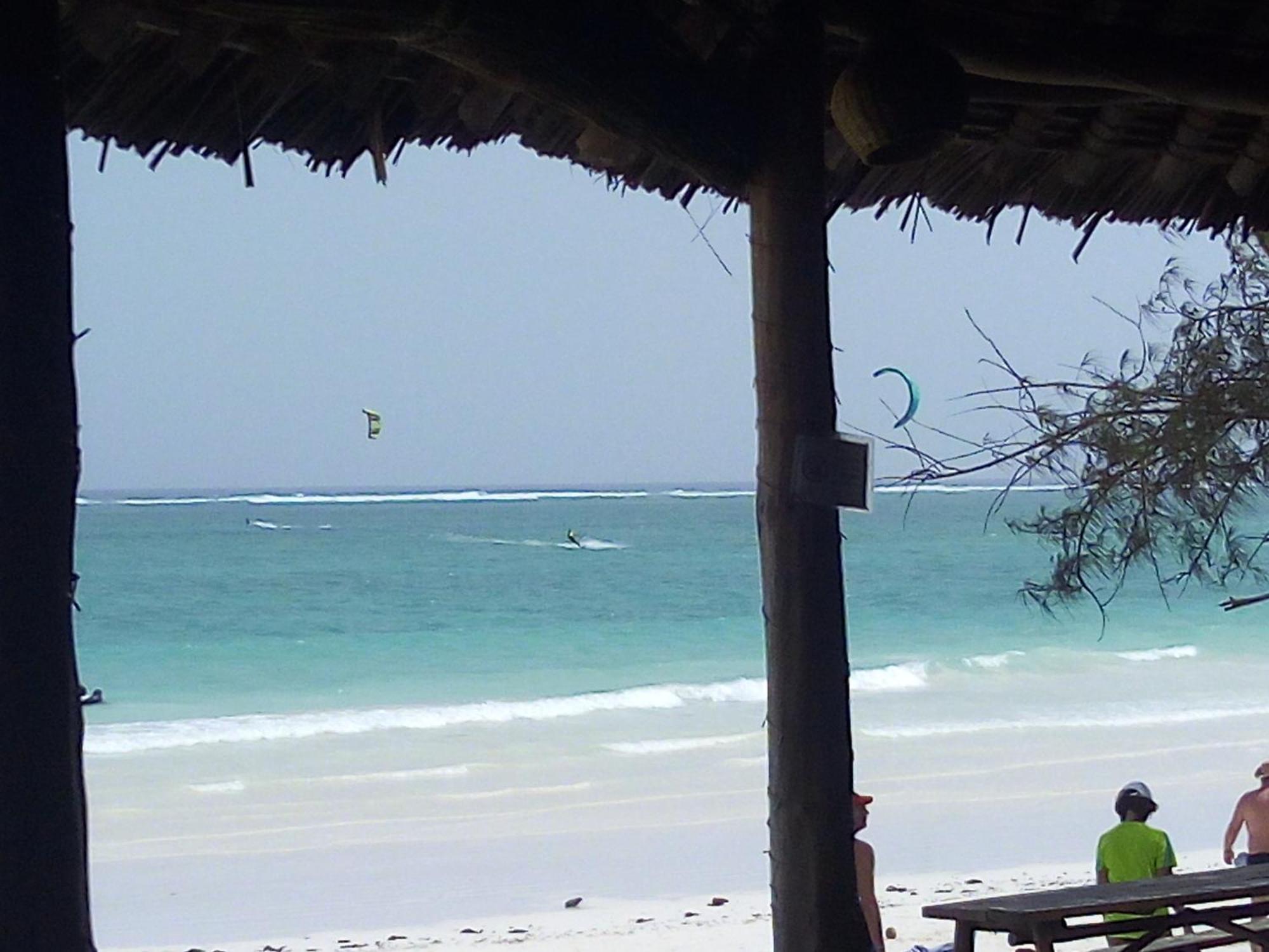 Aqua Resort Diani Beach Exteriér fotografie